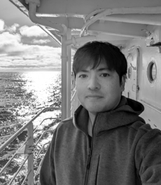 岩崎晋弥